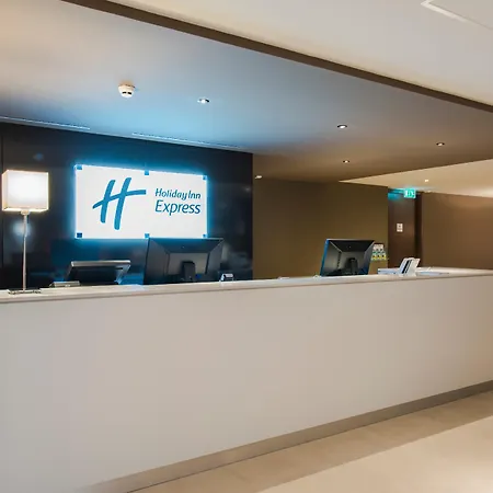 Hotel Express - Parliament By Ihg