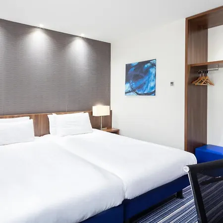 Hotel Express - Parliament By Ihg Den Haag