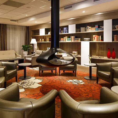 Hotel Express - Parliament By Ihg 3*