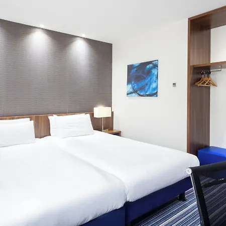 Hotel Express - Parliament By Ihg